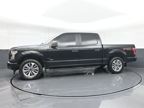 Used 2017 Ford F150 XL w/ Equipment Group 101A Mid AWD/4WD image 8