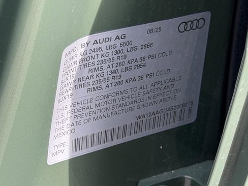 Used 2025 Audi Q5 Premium Plus w/ Premium Plus image 25