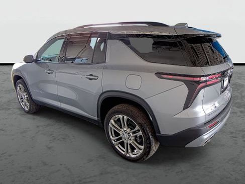 New 2026 Chevrolet Traverse LT image 11