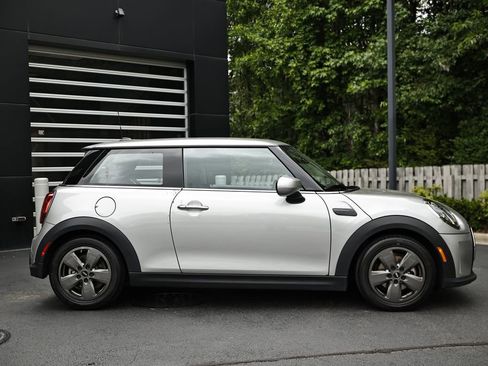 Used 2024 MINI Cooper 2-Door Hardtop FWD image 3