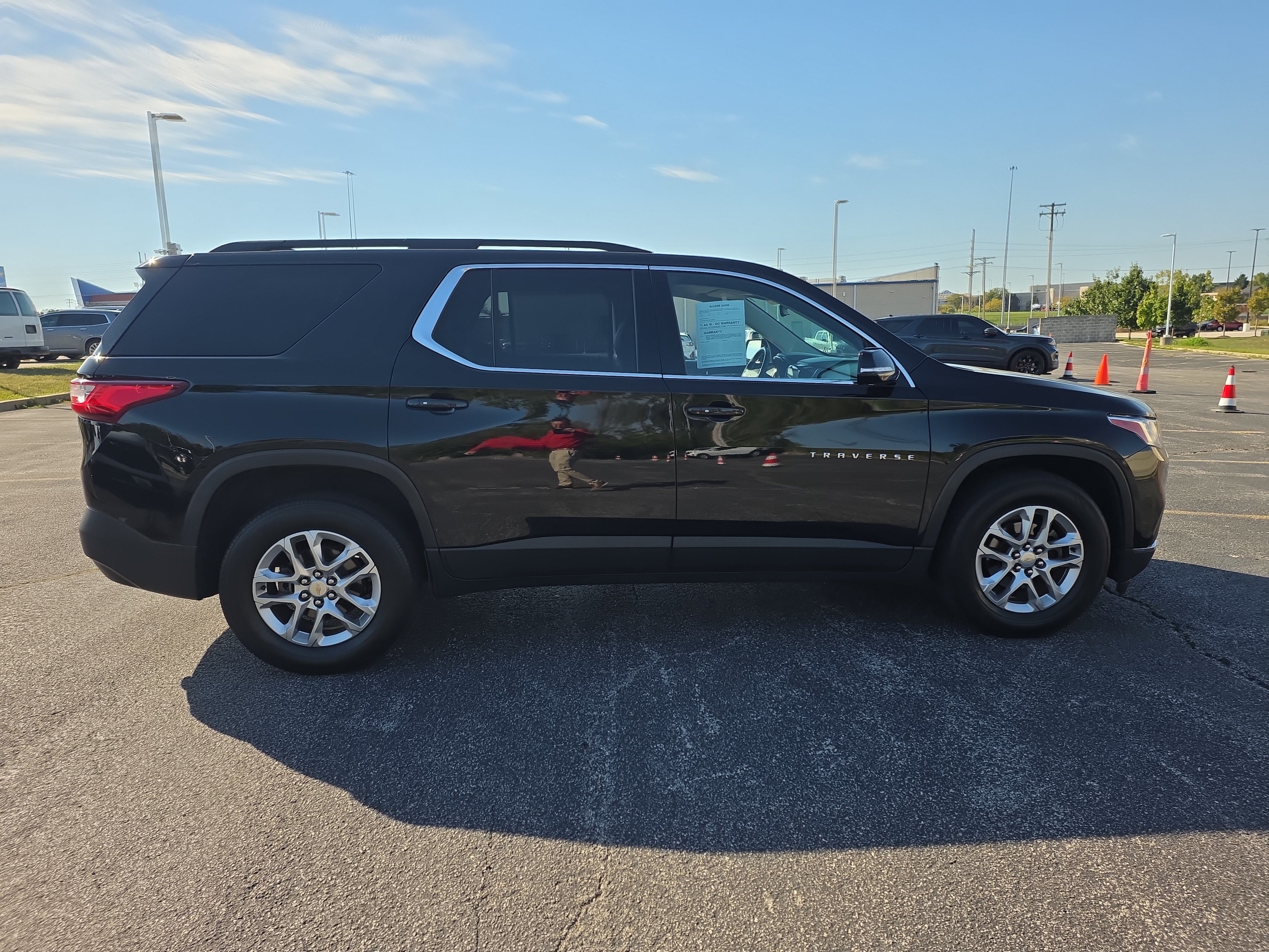 Used 2020 Chevrolet Traverse LT AWD/4WD image 3