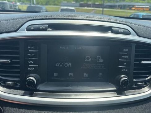 Used 2019 Kia Sorento EX FWD image 16