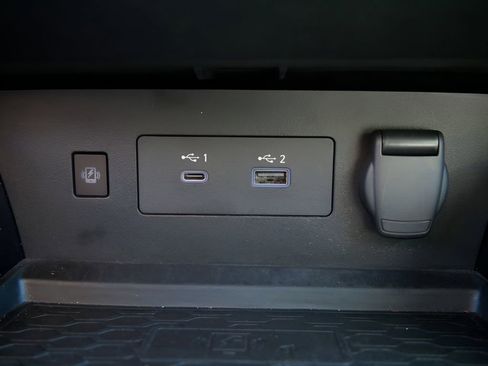 Used 2023 Nissan Altima 2.5 SR w/ SR Premium Package FWD image 25