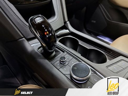 Used 2023 Cadillac XT5 Premium Luxury w/ Platinum Package AWD/4WD image 20