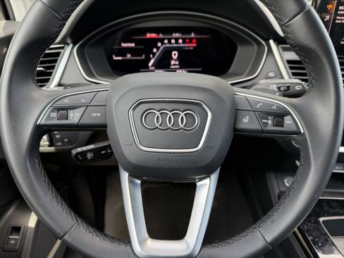 Used 2023 Audi Q5 2.0T Premium Plus w/ Premium Plus Package AWD/4WD image 16