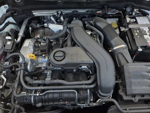 Used 2025 Volkswagen Taos S FWD image 24