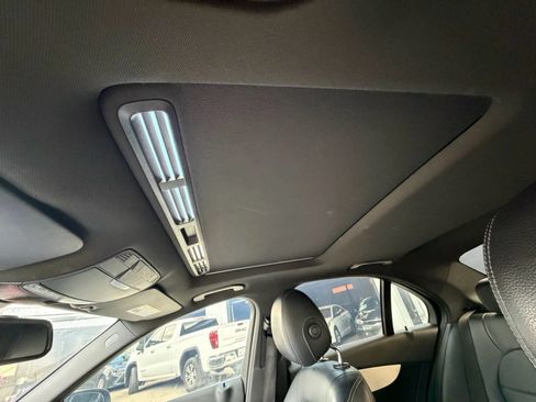 Used 2018 Mercedes-Benz C 300 Sedan image 26