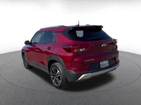 Used 2024 Chevrolet TrailBlazer LT w/ Driver Confidence Package image 11