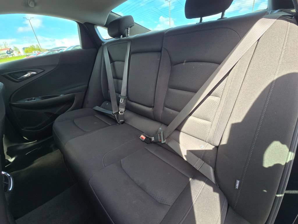 Used 2024 Chevrolet Malibu LT w/ Midnight Edition FWD image 13