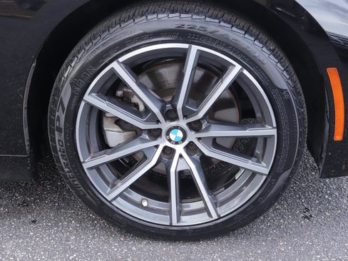 Used 2019 BMW 330i Sedan w/ Premium Package image 37