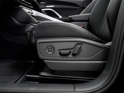 New 2026 Audi Q5 Premium Plus AWD/4WD image 10