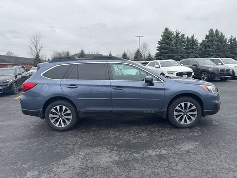 Used 2017 Subaru Outback 3.6R Limited image 8