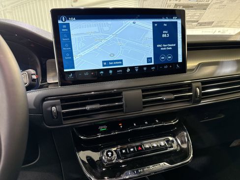 New 2026 Lincoln Corsair Premiere AWD/4WD image 19