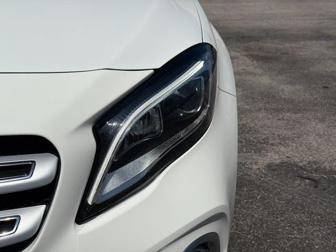 Used 2019 Mercedes-Benz GLA 250 image 9