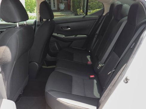 Used 2022 Nissan Sentra SV w/ Trunk Package image 27