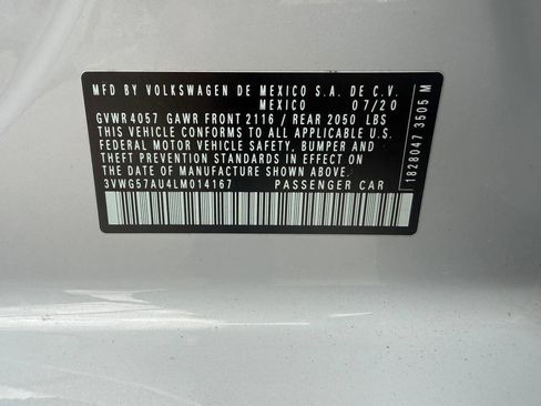 Used 2020 Volkswagen Golf 4-Door image 32