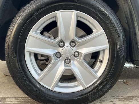 Used 2022 Jeep Compass Latitude w/ Convenience Group image 6