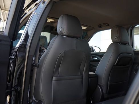 Used 2022 Chevrolet TrailBlazer RS FWD image 31