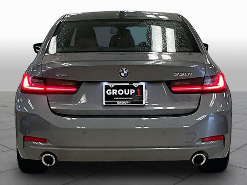 Used 2024 BMW 330i xDrive Sedan AWD/4WD image 4