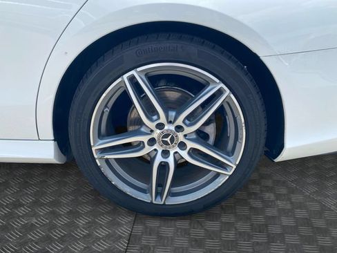Used 2018 Mercedes-Benz E 300 image 38