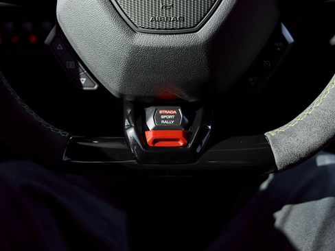 Used 2024 Lamborghini Huracan Sterrato image 62