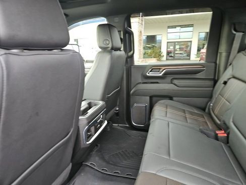 Used 2024 Chevrolet Silverado 3500 High Country image 8