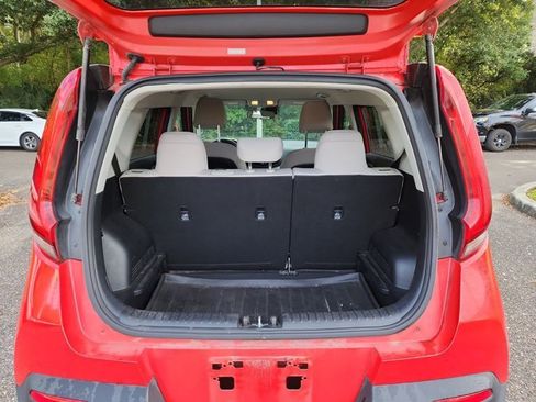 Used 2020 Kia Soul S image 7