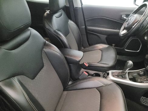 Used 2019 Jeep Compass Latitude w/ Popular Equipment Group image 21