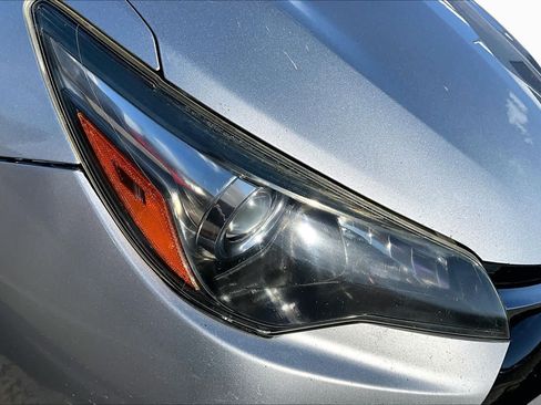 Used 2017 Toyota Camry SE FWD image 27