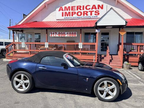Used 2007 Pontiac Solstice Convertible w/ Preferred Package RWD image 1