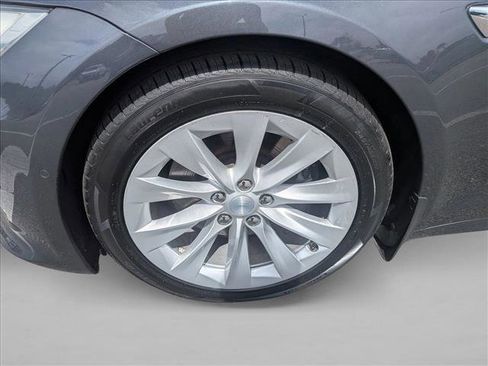 Used 2018 Tesla Model S 75D image 25