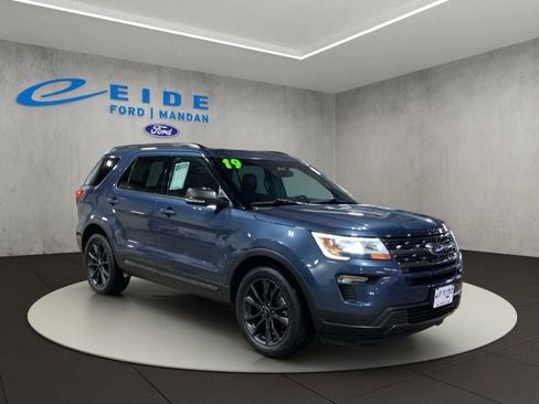 Used 2019 Ford Explorer XLT w/ Equipment Group 202A image 1