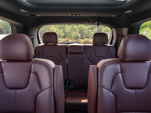 Used 2024 Kia Telluride SX FWD image 34