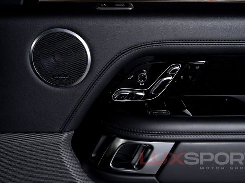 Used 2019 Land Rover Range Rover HSE image 51