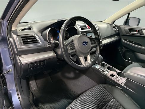 Used 2016 Subaru Outback 2.5i Premium AWD/4WD image 10