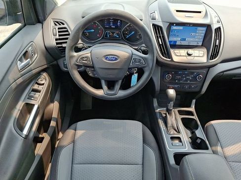 Used 2017 Ford Escape SE w/ Equipment Group 201A AWD/4WD image 11