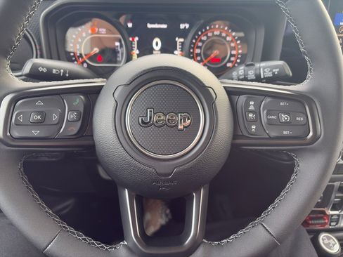 New 2026 Jeep Wrangler Unlimited Rubicon image 12