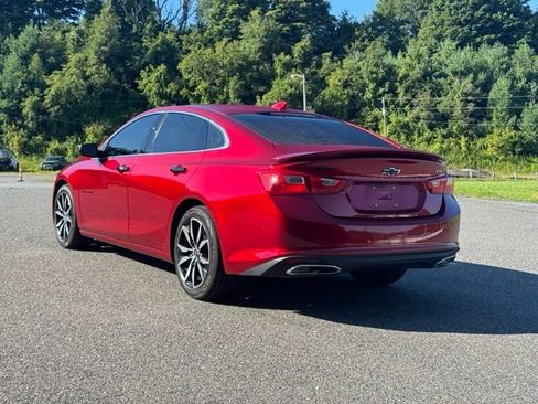 Used 2022 Chevrolet Malibu RS FWD image 5