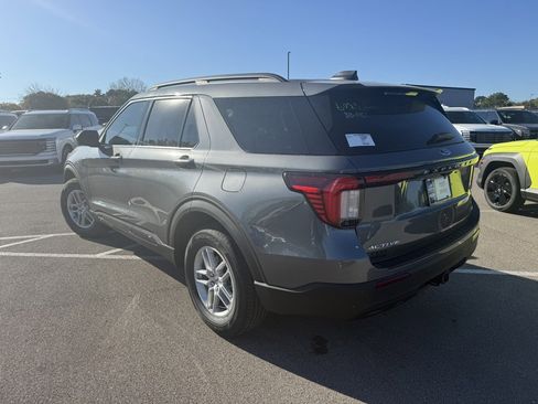 New 2026 Ford Explorer Active image 4