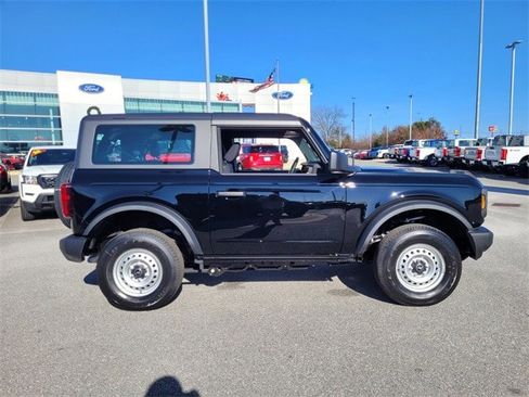 New 2025 Ford Bronco 2-Door image 9