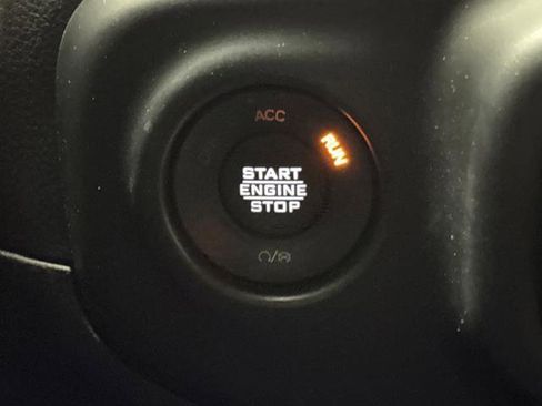 Used 2023 Jeep Wrangler Sport S image 20