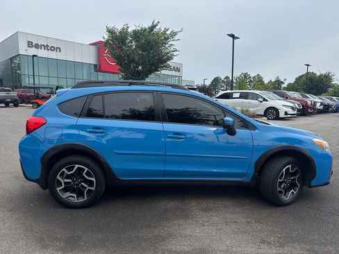 Used 2016 Subaru Crosstrek 2.0i Limited AWD/4WD image 2