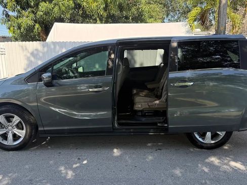 Used 2020 Honda Odyssey EX-L image 3