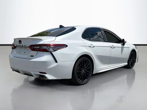 Used 2023 Toyota Camry XSE FWD image 5