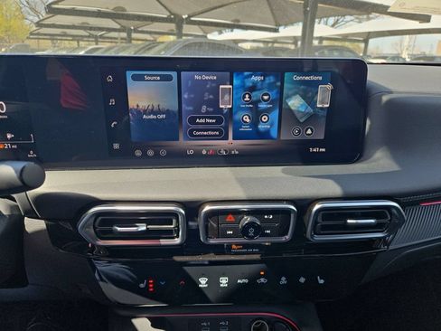 New 2026 Nissan Sentra SV w/ SV Convenience Package FWD image 18
