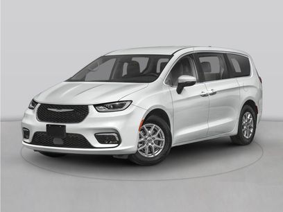 Used 2024 Chrysler Pacifica Touring-L