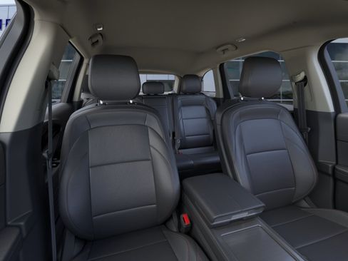 New 2026 Lincoln Nautilus Premier AWD/4WD image 32