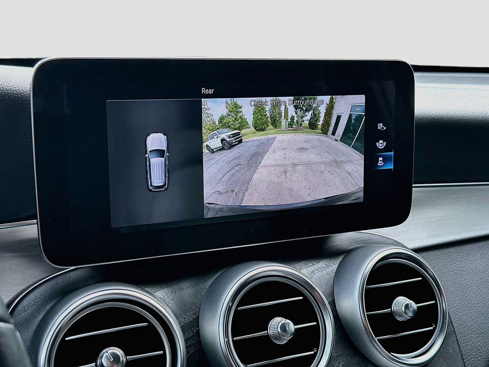 Used 2022 Mercedes-Benz GLC 300 image 13