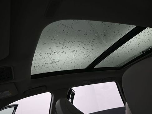 New 2026 Toyota Grand Highlander Platinum image 4