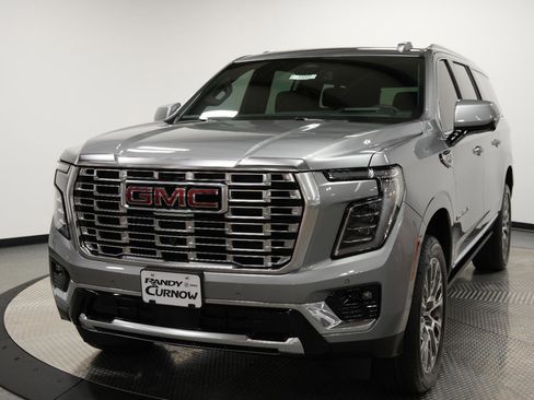 New 2026 GMC Yukon XL Denali w/ Sun & Power Step Package image 3